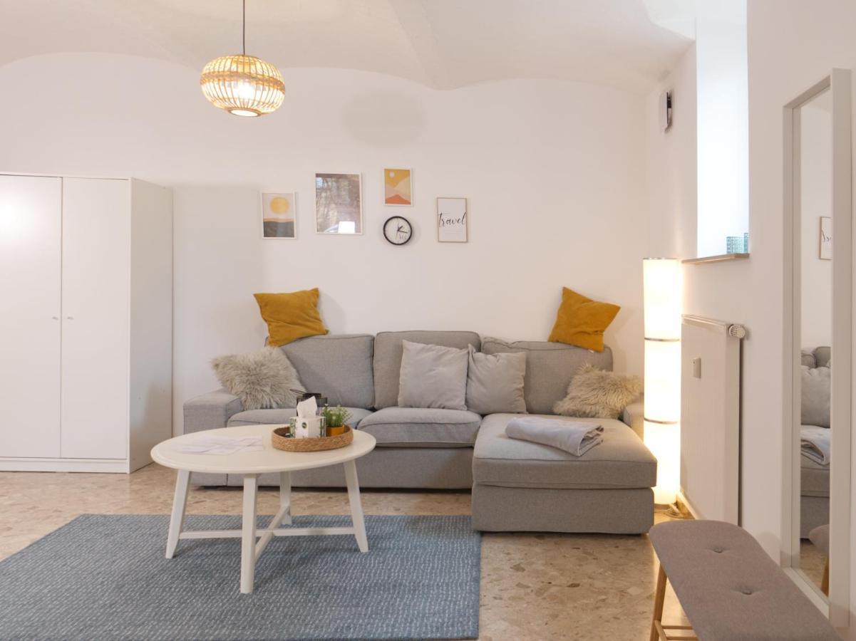 Bohnapartments Elisa: Cozy 3-bedroom With Free Parking * Erfurt
